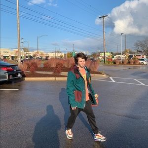 Meet your Posher, Luke